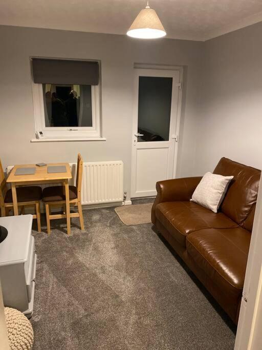Cosy 1 Bed Home @Stevenage Ngoại thất bức ảnh
