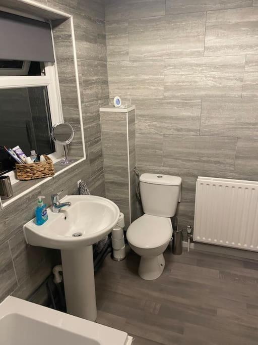 Cosy 1 Bed Home @Stevenage Ngoại thất bức ảnh